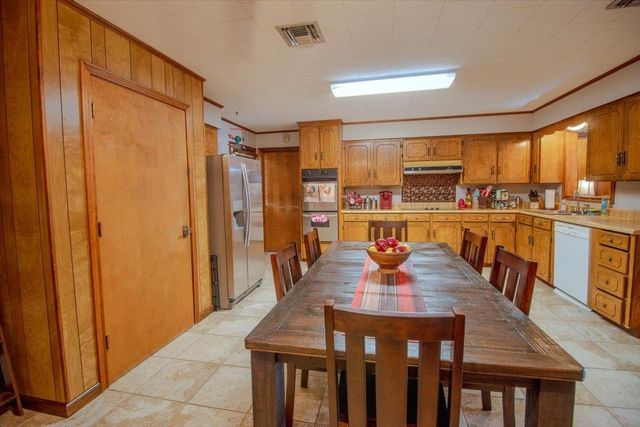 226 Glenwood Dr, Houma, LA 70363