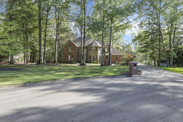 5992 Weathered Oak Court, Westerville, OH 43082