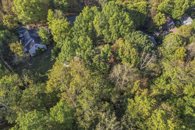 5992 Weathered Oak Court, Westerville, OH 43082