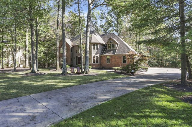 5992 Weathered Oak Court, Westerville, OH 43082