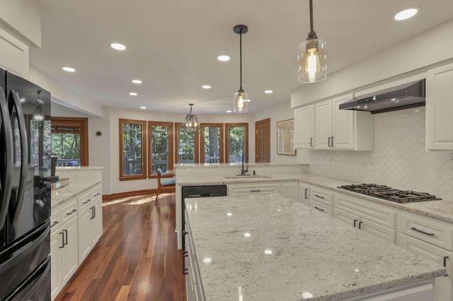 5992 Weathered Oak Court, Westerville, OH 43082