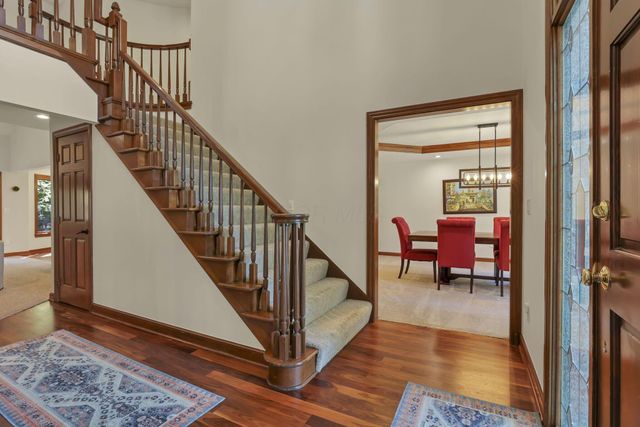 5992 Weathered Oak Court, Westerville, OH 43082