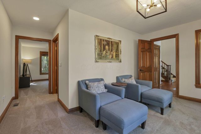5992 Weathered Oak Court, Westerville, OH 43082