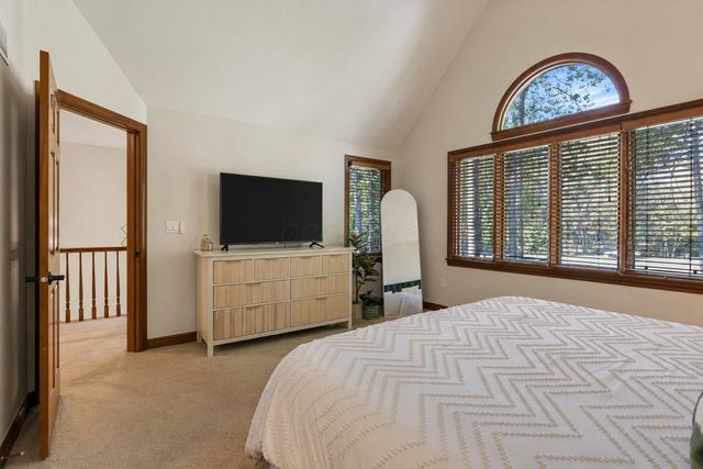 5992 Weathered Oak Court, Westerville, OH 43082