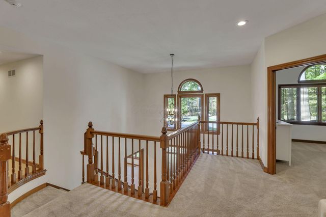 5992 Weathered Oak Court, Westerville, OH 43082