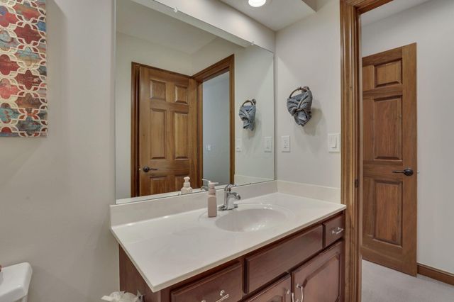 5992 Weathered Oak Court, Westerville, OH 43082