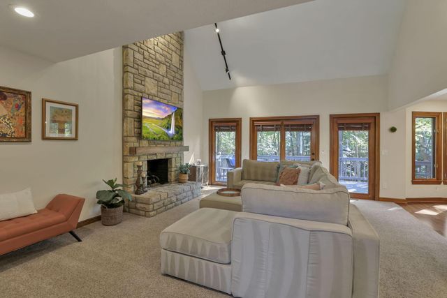 5992 Weathered Oak Court, Westerville, OH 43082