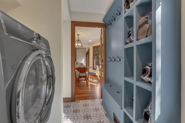 5992 Weathered Oak Court, Westerville, OH 43082