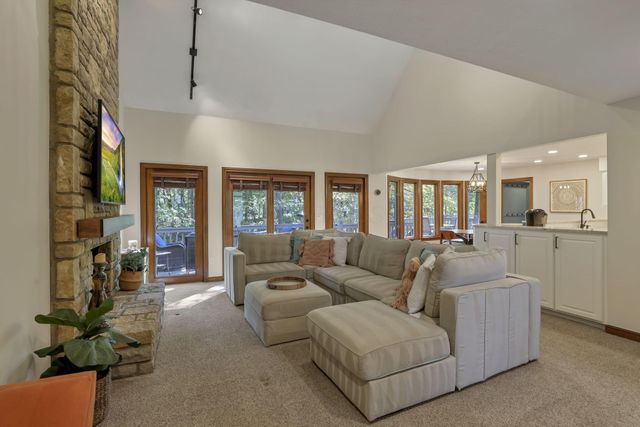 5992 Weathered Oak Court, Westerville, OH 43082