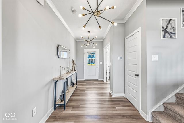 8054 Hayle Street, Zionsville, IN 46077