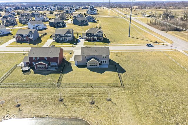 8054 Hayle Street, Zionsville, IN 46077