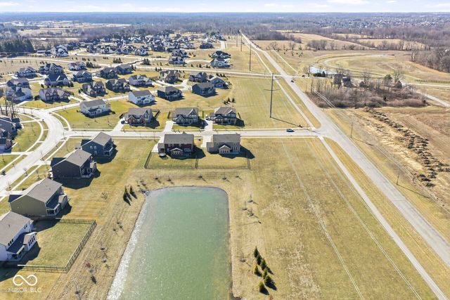 8054 Hayle Street, Zionsville, IN 46077