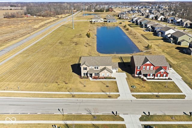 8054 Hayle Street, Zionsville, IN 46077