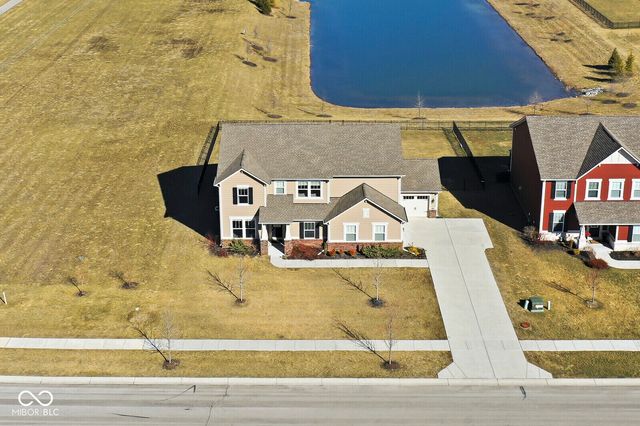 8054 Hayle Street, Zionsville, IN 46077