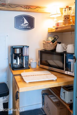 600 W Brunswick Street Units 1&2, Southport, NC 28461