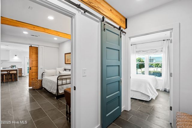 600 W Brunswick Street Units 1&2, Southport, NC 28461