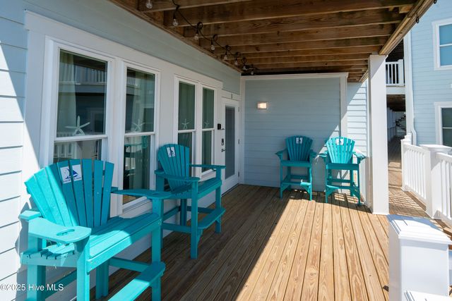 600 W Brunswick Street Units 1&2, Southport, NC 28461