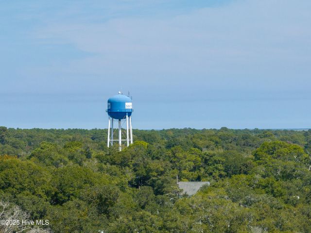 600 W Brunswick Street Units 1&2, Southport, NC 28461