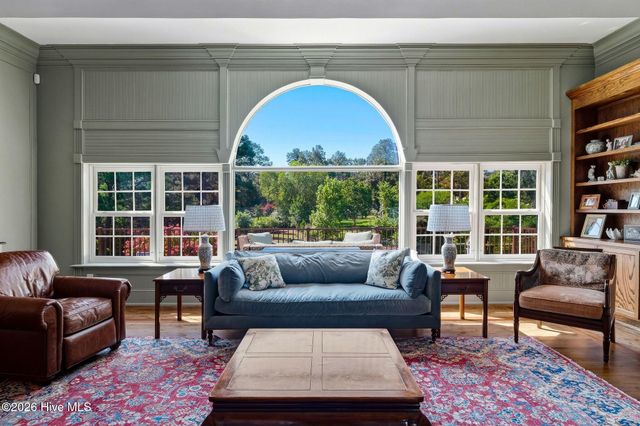 765 Yadkin Road, Southern Pines, NC 28387