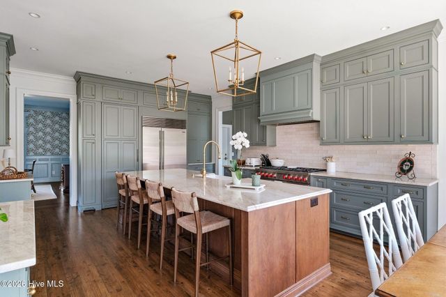 765 Yadkin Road, Southern Pines, NC 28387