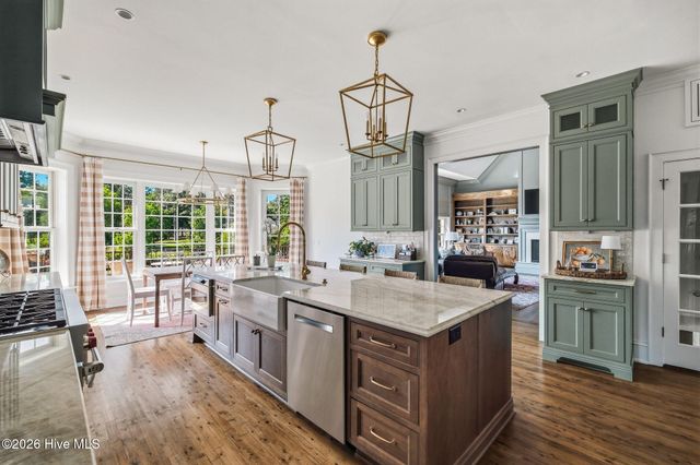 765 Yadkin Road, Southern Pines, NC 28387
