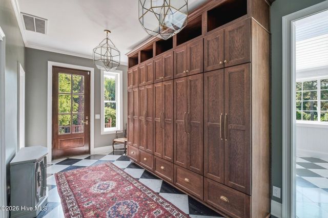 765 Yadkin Road, Southern Pines, NC 28387