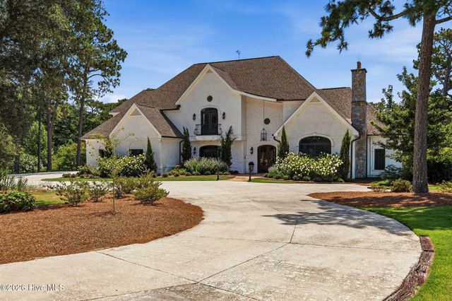 765 Yadkin Road, Southern Pines, NC 28387