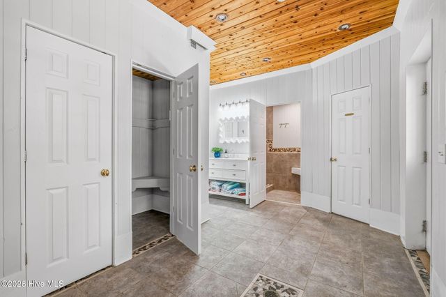 765 Yadkin Road, Southern Pines, NC 28387
