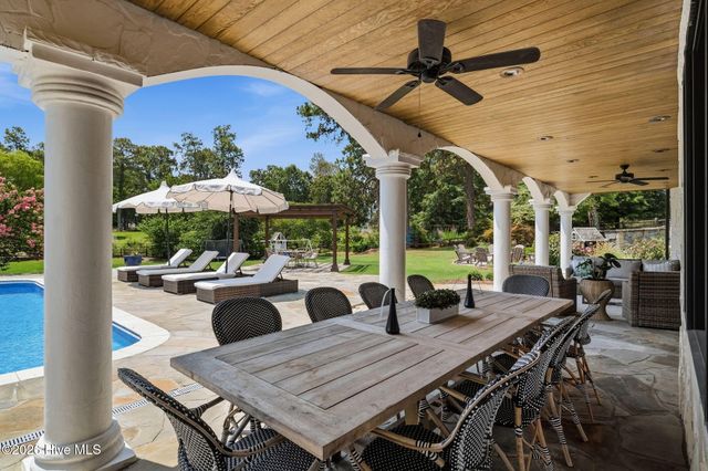 765 Yadkin Road, Southern Pines, NC 28387