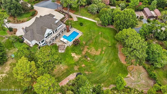 765 Yadkin Road, Southern Pines, NC 28387