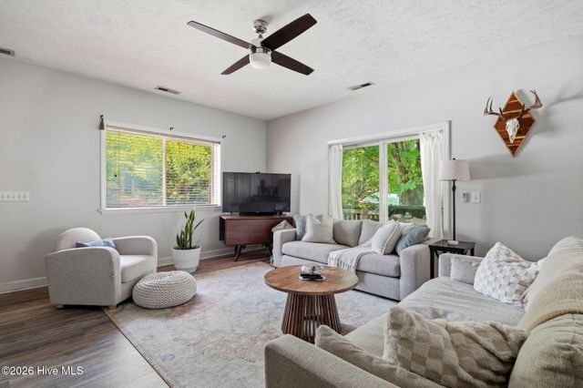 765 Yadkin Road, Southern Pines, NC 28387