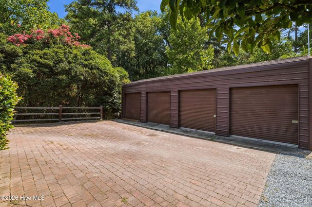 765 Yadkin Road, Southern Pines, NC 28387