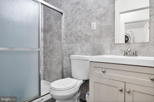 4 PROSPECT CT, Sicklerville, NJ 08081
