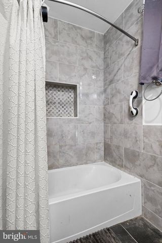 4 PROSPECT CT, Sicklerville, NJ 08081