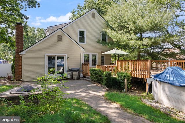 4 PROSPECT CT, Sicklerville, NJ 08081