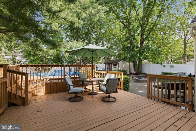 4 PROSPECT CT, Sicklerville, NJ 08081