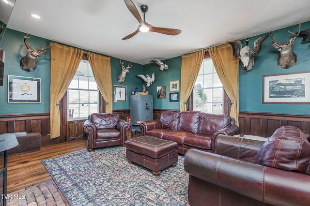 18254 Providence Road, Abingdon, VA 24210