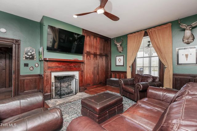 18254 Providence Road, Abingdon, VA 24210