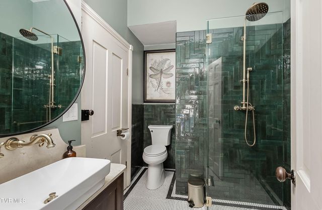 18254 Providence Road, Abingdon, VA 24210