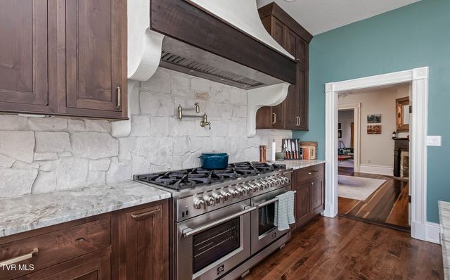 18254 Providence Road, Abingdon, VA 24210