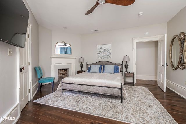 18254 Providence Road, Abingdon, VA 24210