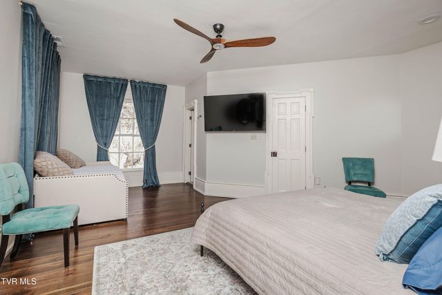 18254 Providence Road, Abingdon, VA 24210