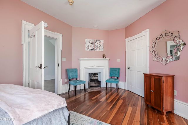 18254 Providence Road, Abingdon, VA 24210