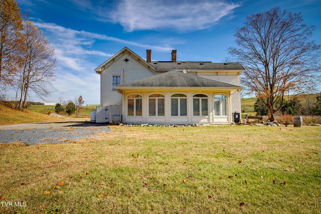 18254 Providence Road, Abingdon, VA 24210