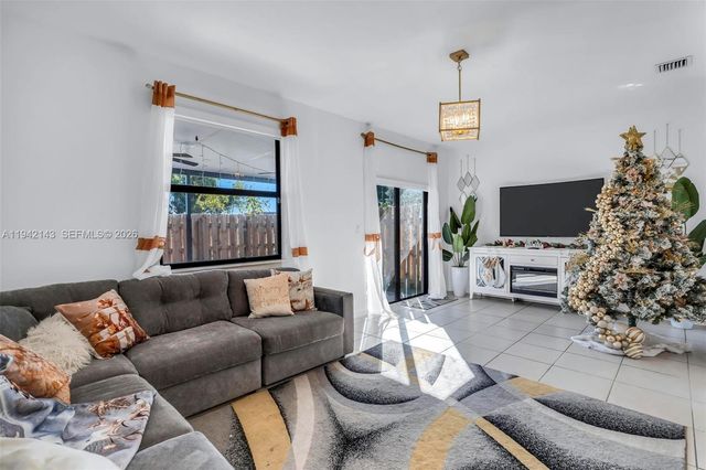 23021 SW 128th Pl, Miami, FL 33170