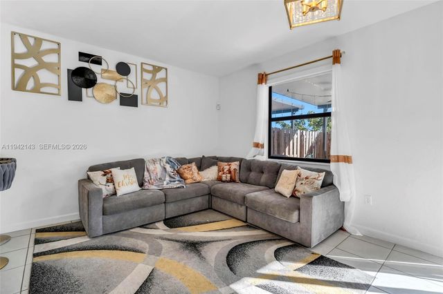 23021 SW 128th Pl, Miami, FL 33170