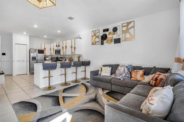 23021 SW 128th Pl, Miami, FL 33170