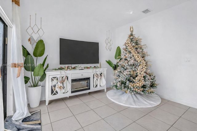 23021 SW 128th Pl, Miami, FL 33170