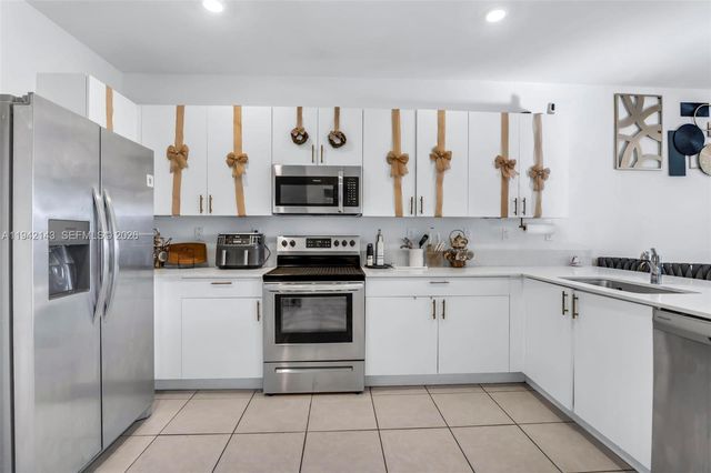 23021 SW 128th Pl, Miami, FL 33170