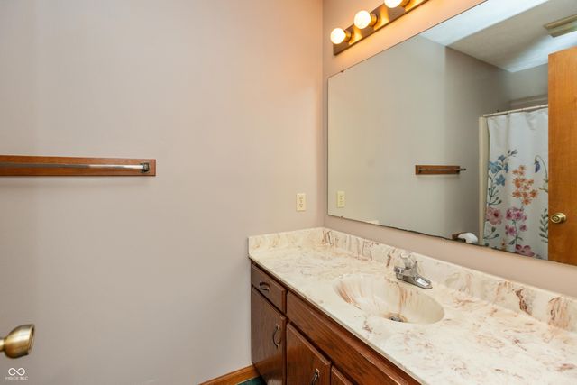 315 E College Avenue 20, Brownsburg, IN 46112